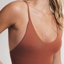 Maiô Timeless Deep Cut